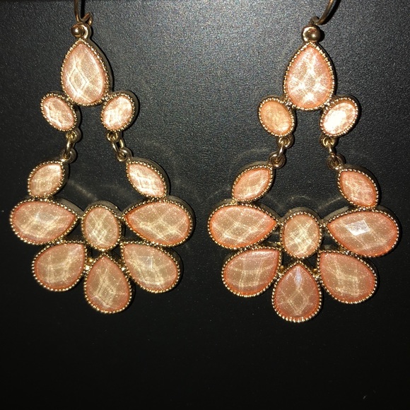 ❣️Beautiful coral and gold iridescent earrings - Picture 1 of 8